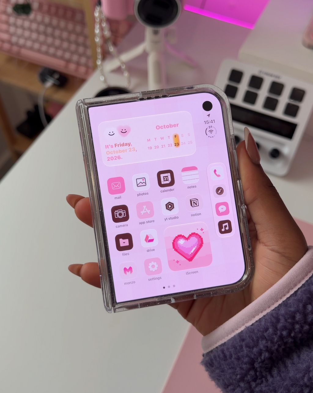 Sweet Heart Phone Theme